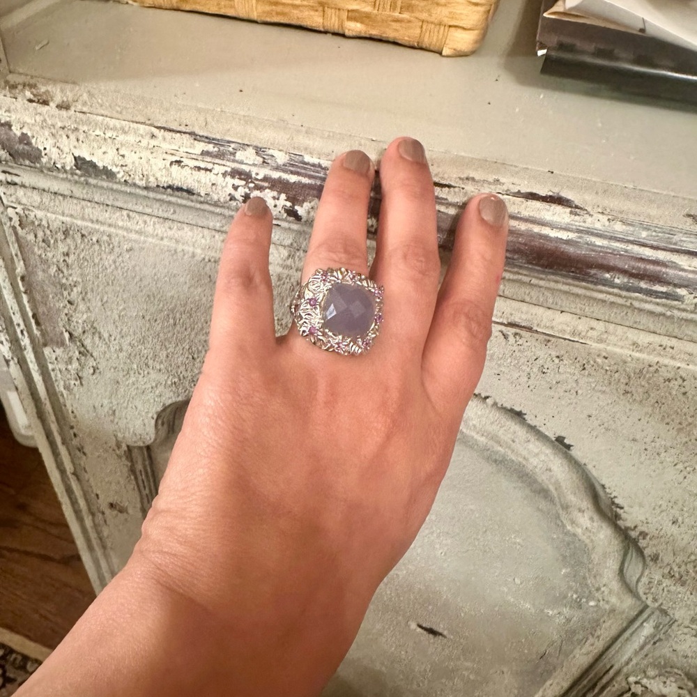Elegant Sterling Silver stamped 925 and Purple Gemstone Ring - Picture 12 of 12